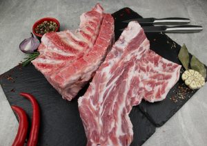 Кістка з шийної частини - замовити мясо гуртом від виробника для ресторанів, кафе, готелів, магазинів 